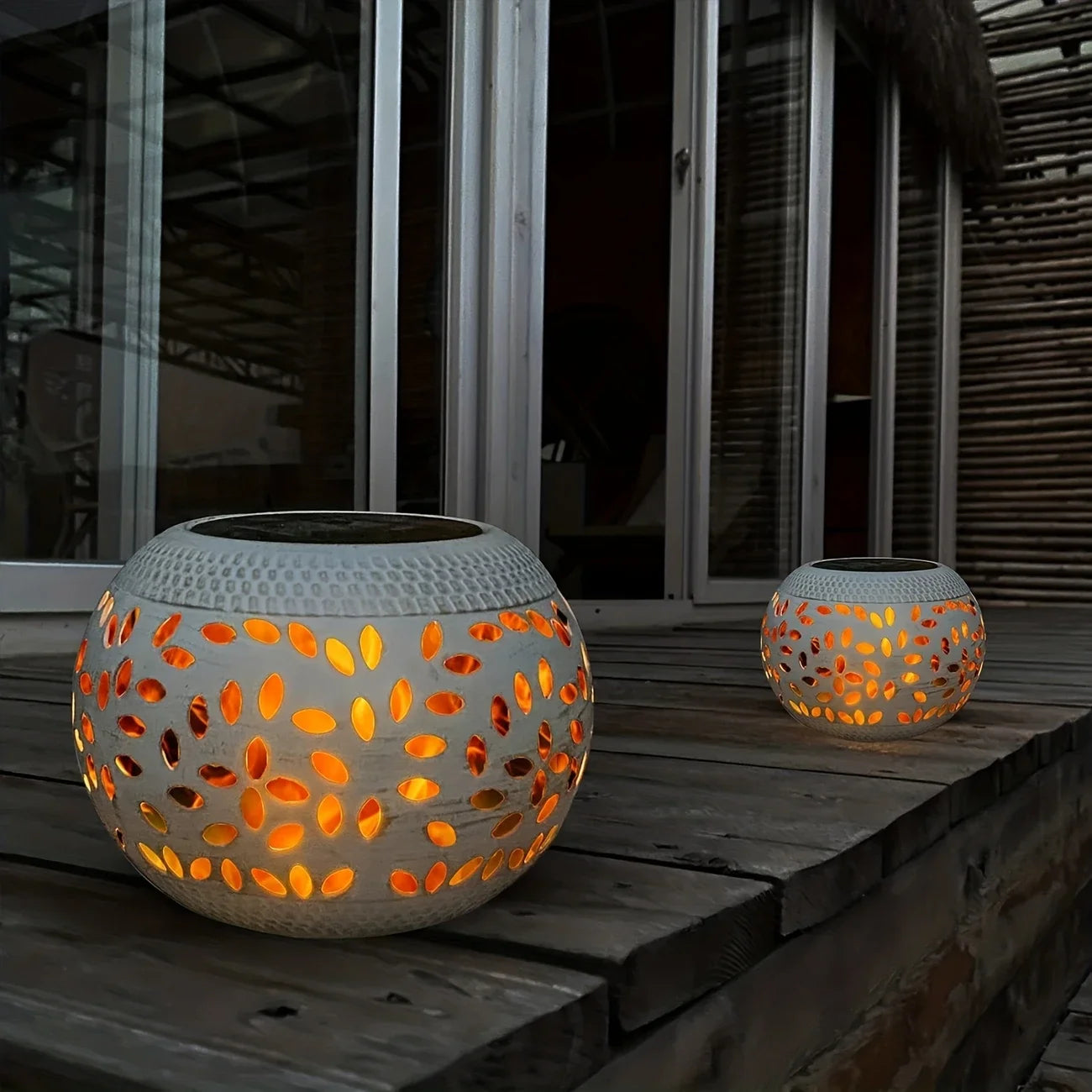 Solar Metal Lantern Table Light