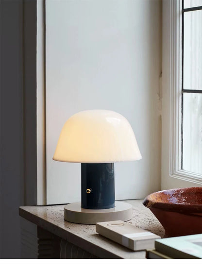 Piano-Coat Mushroom Touch Lamp