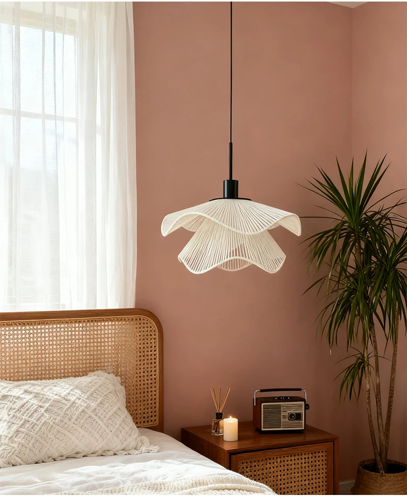 Rattan Flower Pendant Light